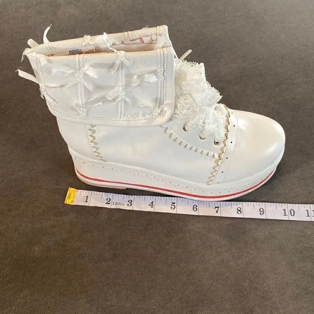 Women’s Platform Wedge Boots White Size EU 37 (6.5 US) NEW